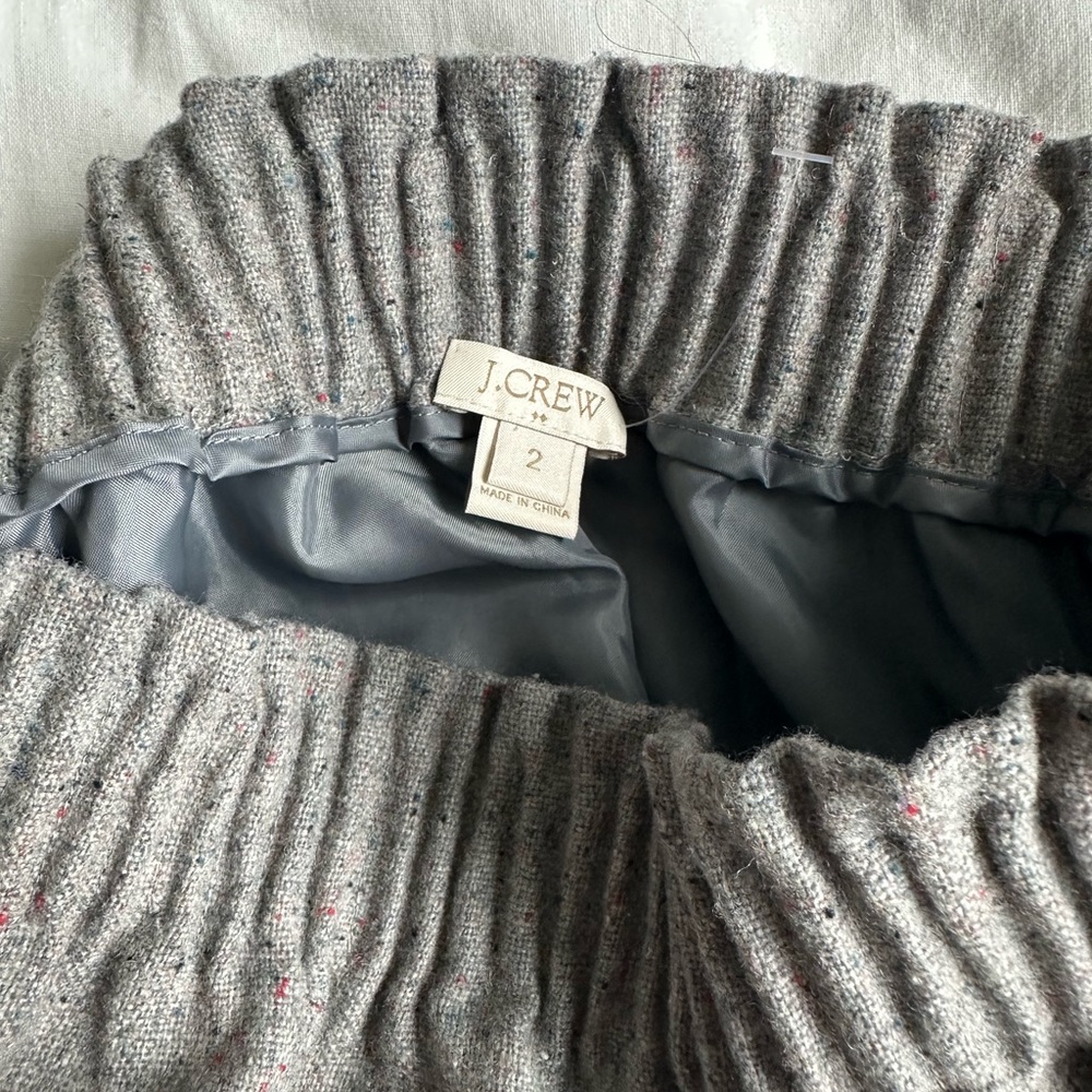 J Crew size 2 gray work skirt (rainbow speckled) - Picture 4 of 6